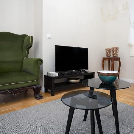 Golden Hour Apartment Budapest Esterno foto